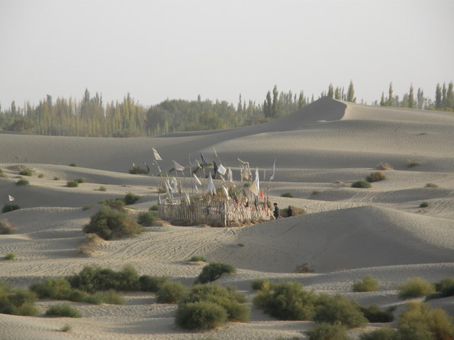 khotan_shrine.jpg