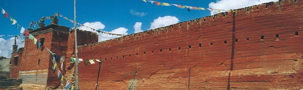 lo_manthang_wall.png